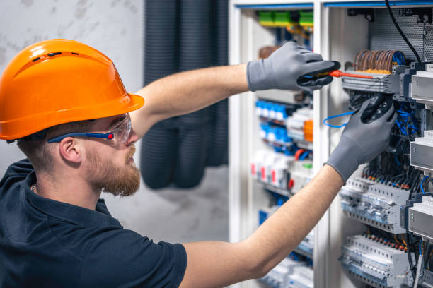 Best Affordable Emergency Electrician  in Paris, MO